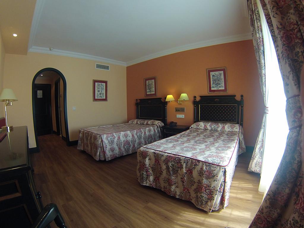 Hotel Cristina Fregenal de la Sierra Dış mekan fotoğraf