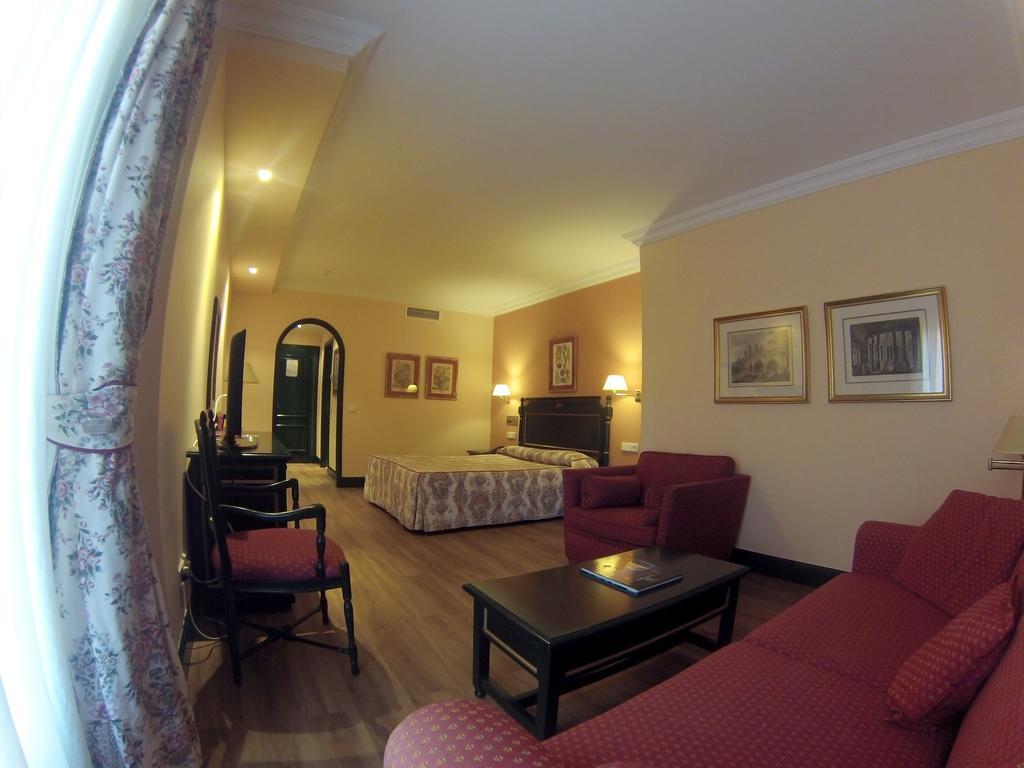 Hotel Cristina Fregenal de la Sierra Dış mekan fotoğraf